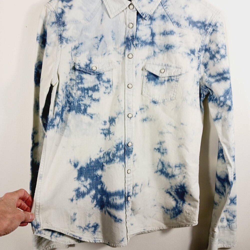 American Eagle Outfitters, Western Style, Tie Dye, Snap Front Shirt, Medium - Picture 9 of 16